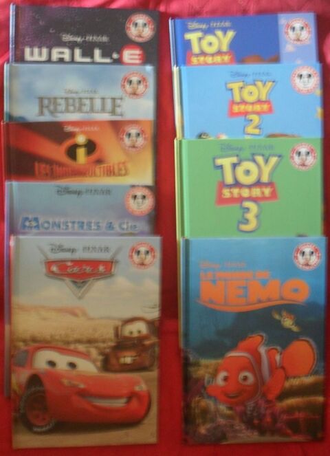 Lot de 9 livres Walt Disney PIXAR,, NEUFS 20 Montreuil (93)