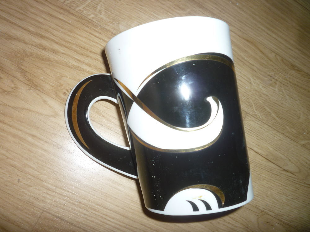 jolie tasse chic "chat" en porcelaine fine Décoration