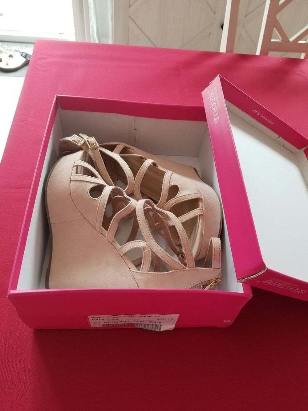 Paire de chaussures 37/38. Neuves Chaussures