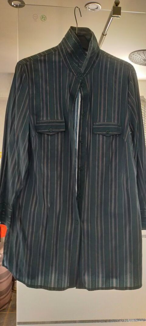 Chemise femme rayée bleu vert Yessica  at C&A 8 Savigny-sur-Orge (91)
