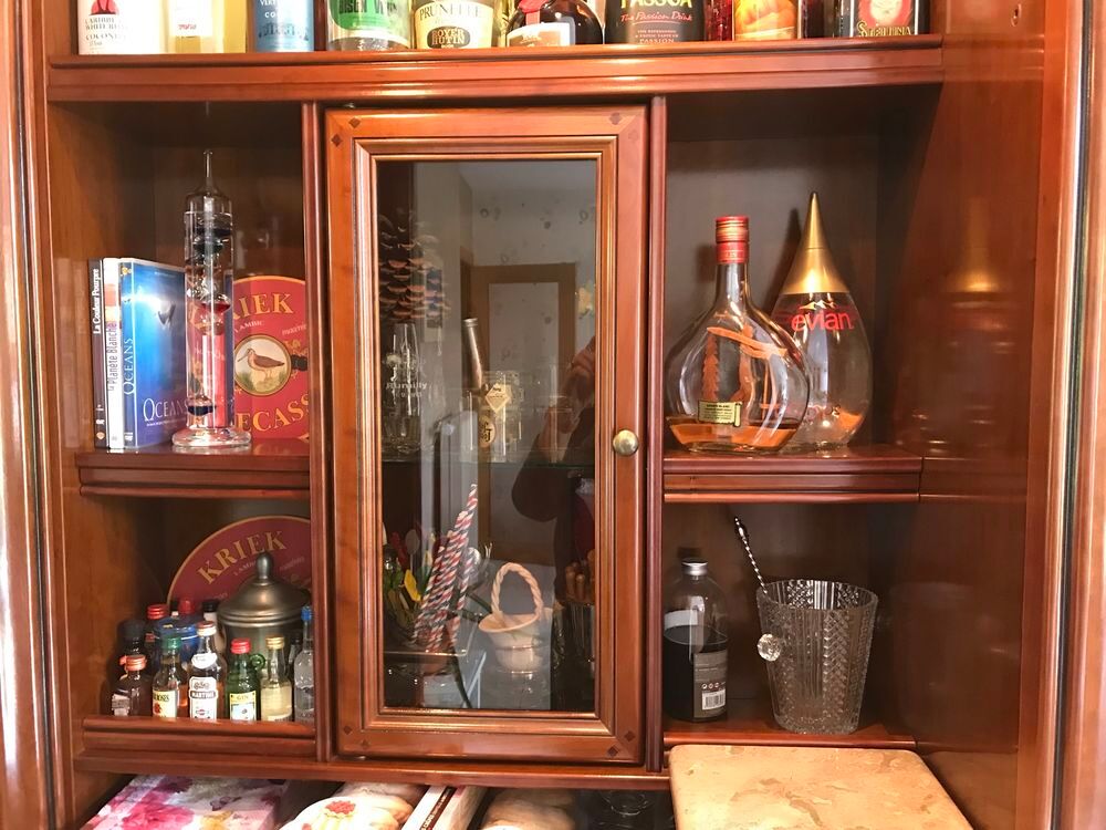Bar D'Angle et Vitrine Meubles