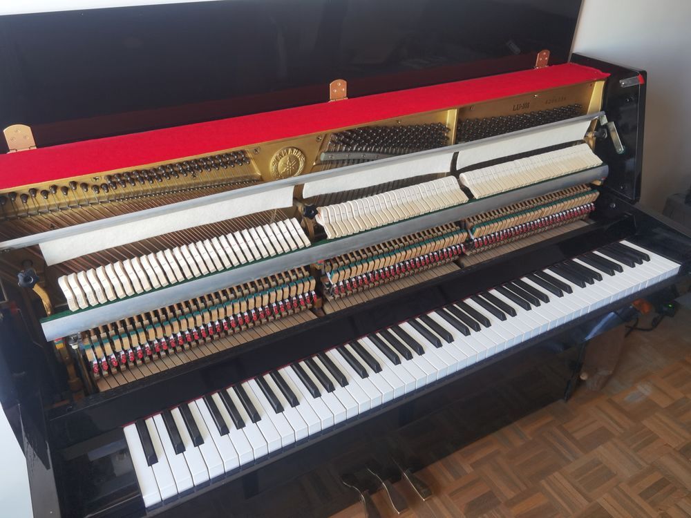 Piano Yamaha LU 101 + Banquette Instruments de musique