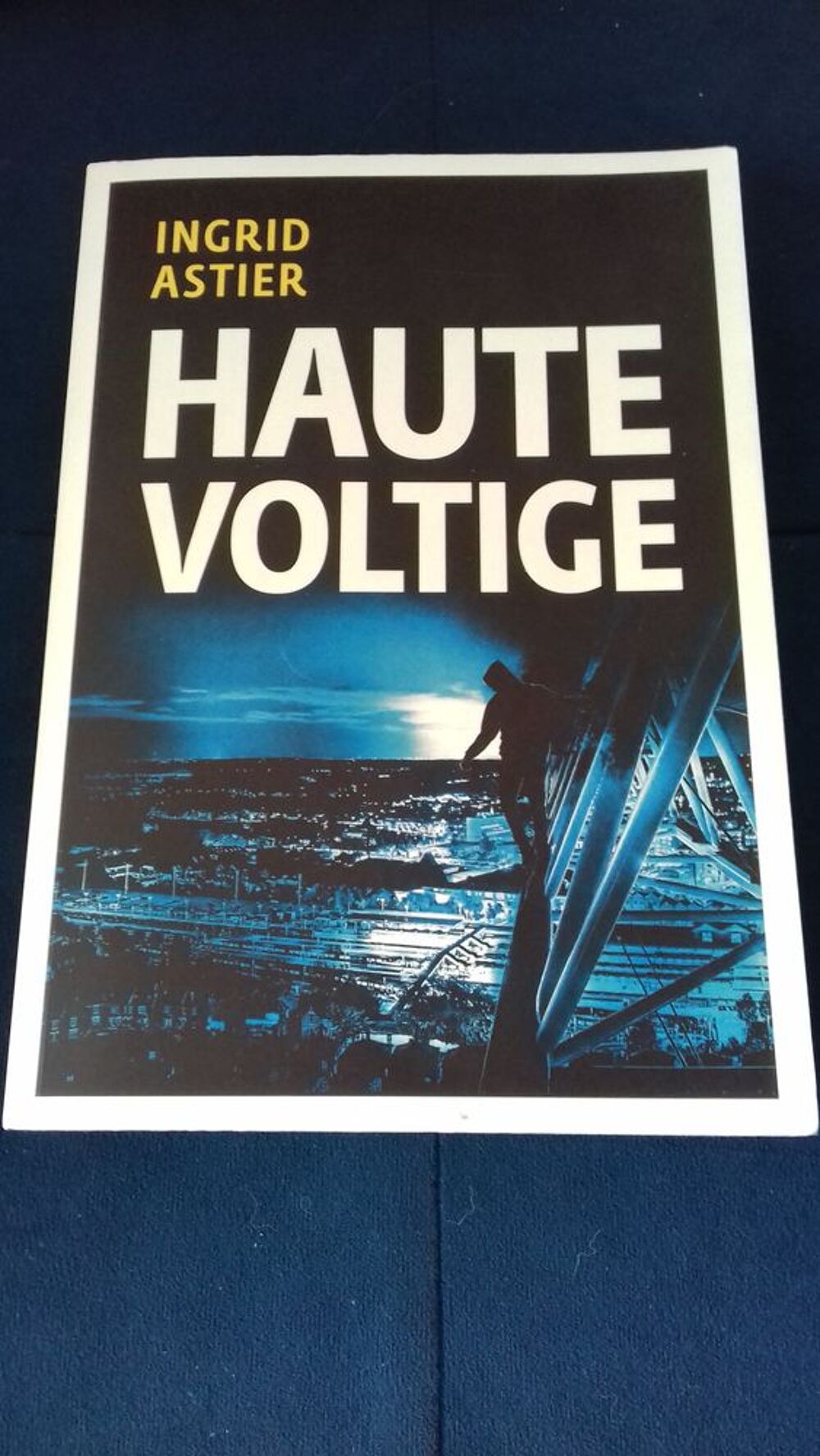LIVRES POLICIERS Livres et BD