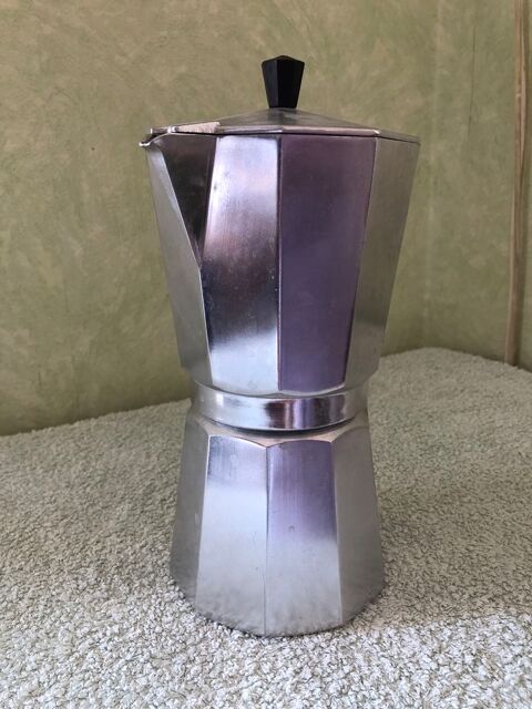 Cafetire Italienne 14 tasses 10 Beausoleil (06)