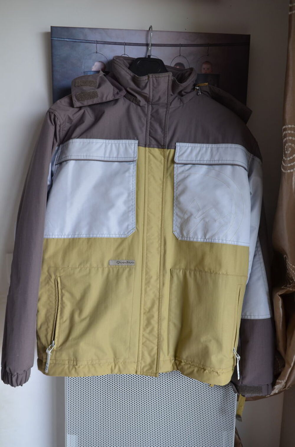 Blouson ski 14 ans TBE 12 euros Vêtements enfants