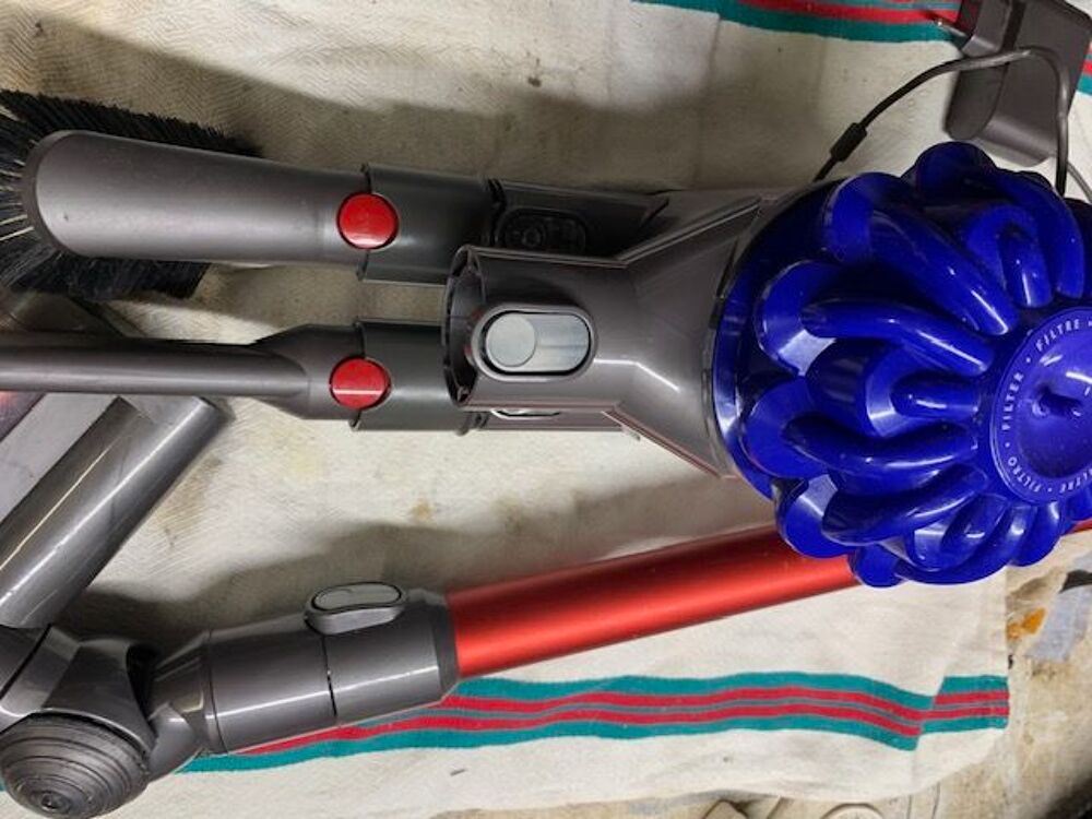 Aspirateur Dyson sans fil Electroménager