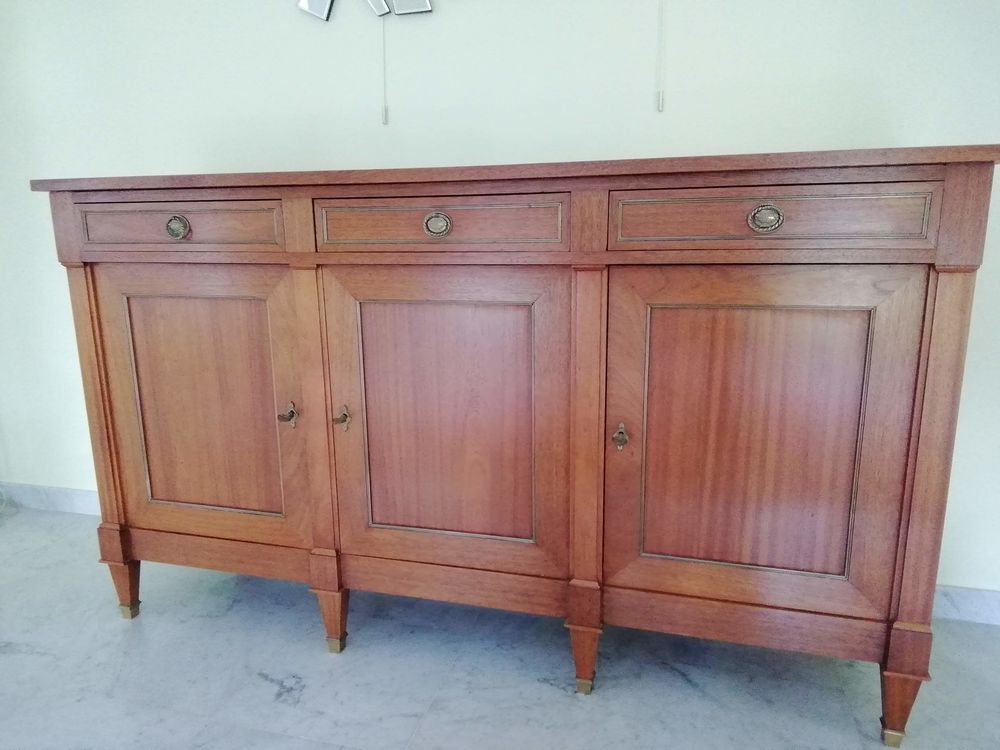 BUFFET EN CERISIER Meubles