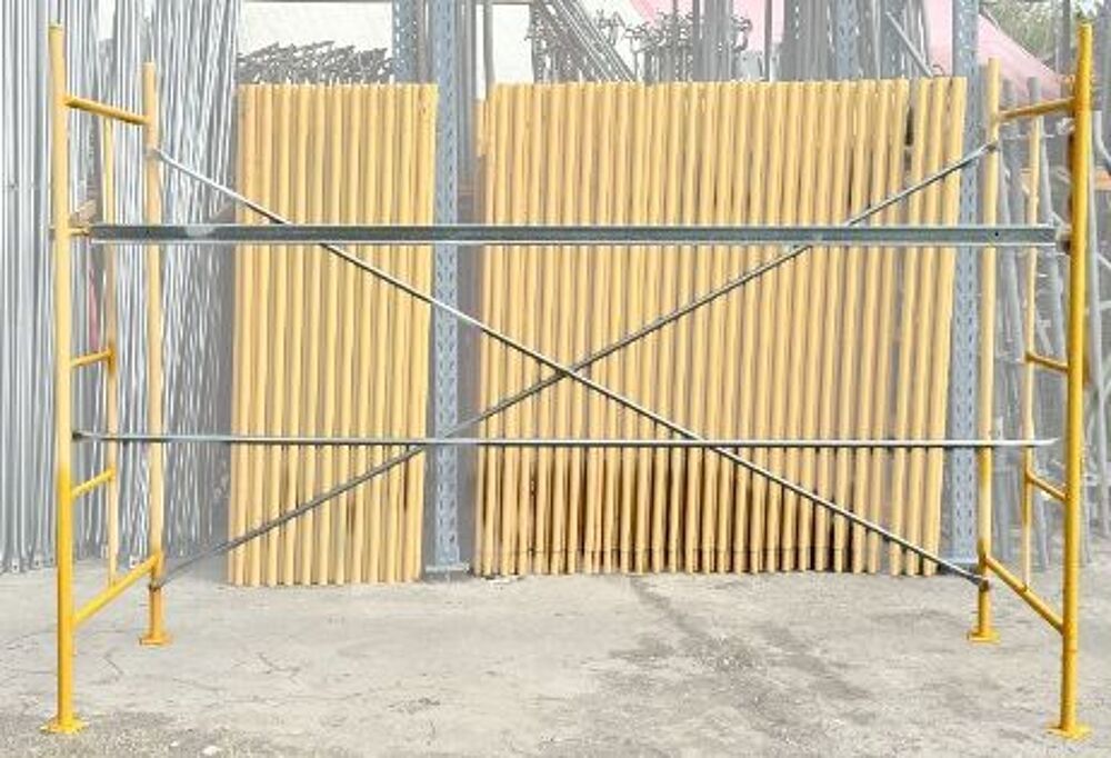 ECHAFAUDAGE complet Fixe base Niveau Sol Possibilit&eacute; Emboitable et/ou Roulant - RUPTURE DE STOCK Bricolage