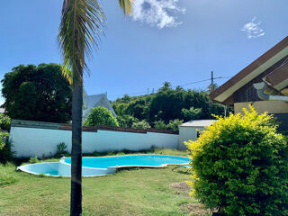  Maison � vendre 4 pi�ces 250 m�