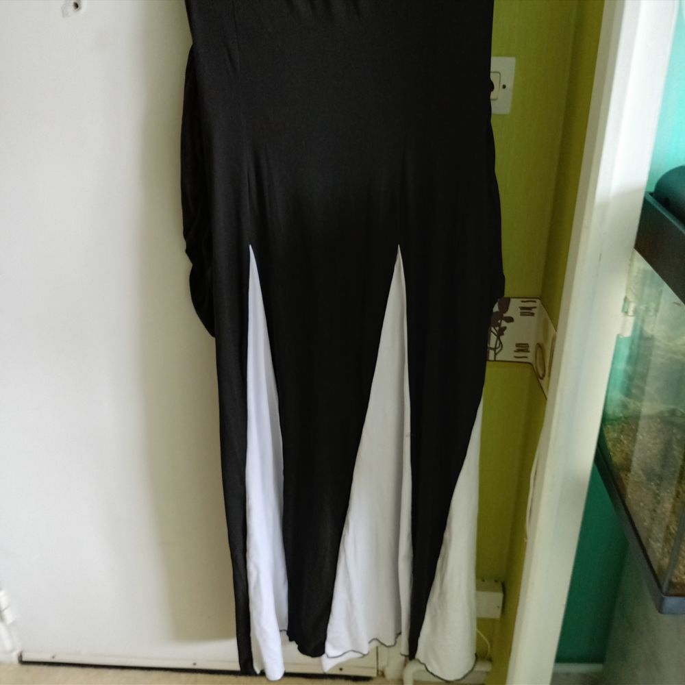 Longue robe femme de soir&eacute;e Vêtements