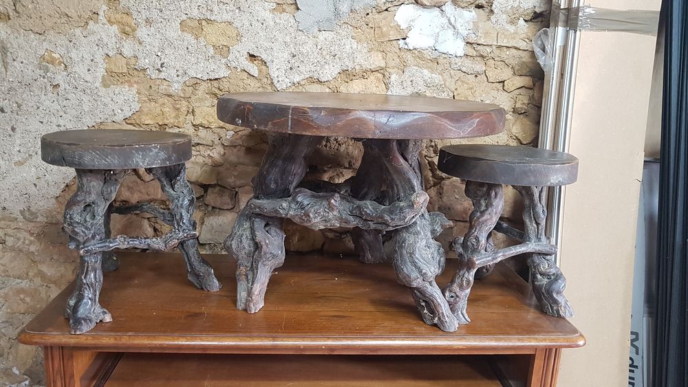 Table de salon + tabourets cep de vigne Meubles