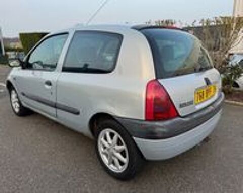 Clio II Clio 1.2i RXE 2000 occasion 78300 Poissy