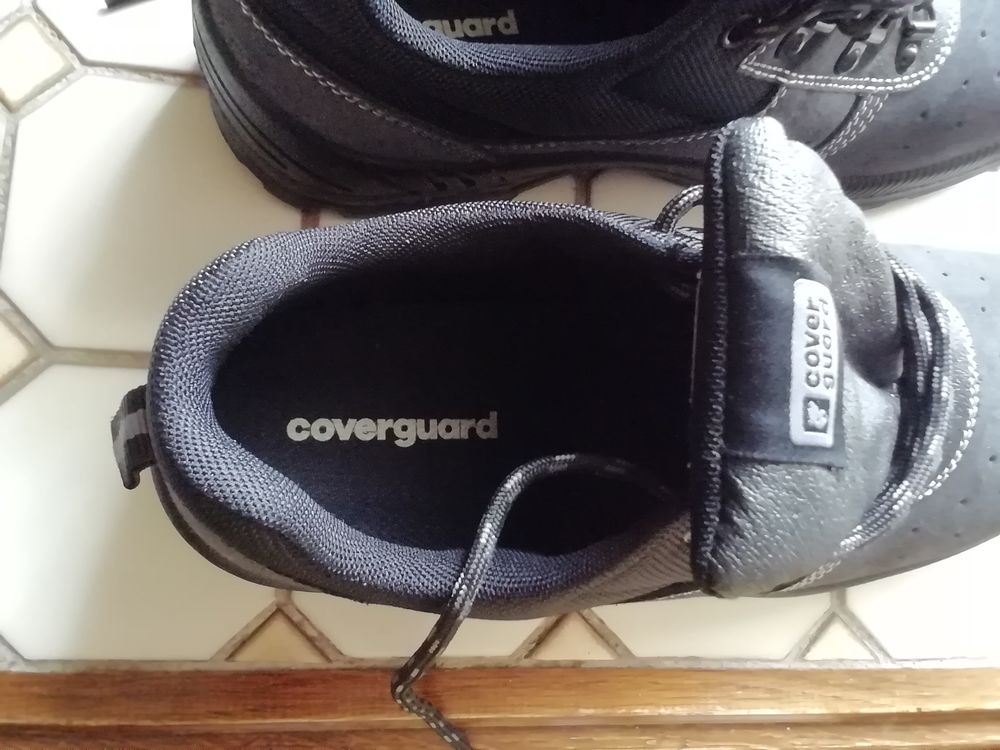 Chaussures neuves de s&eacute;curit&eacute; coverguard pointure 44 Chaussures