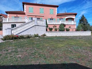  Villa à vendre 6 pièces 180 m²