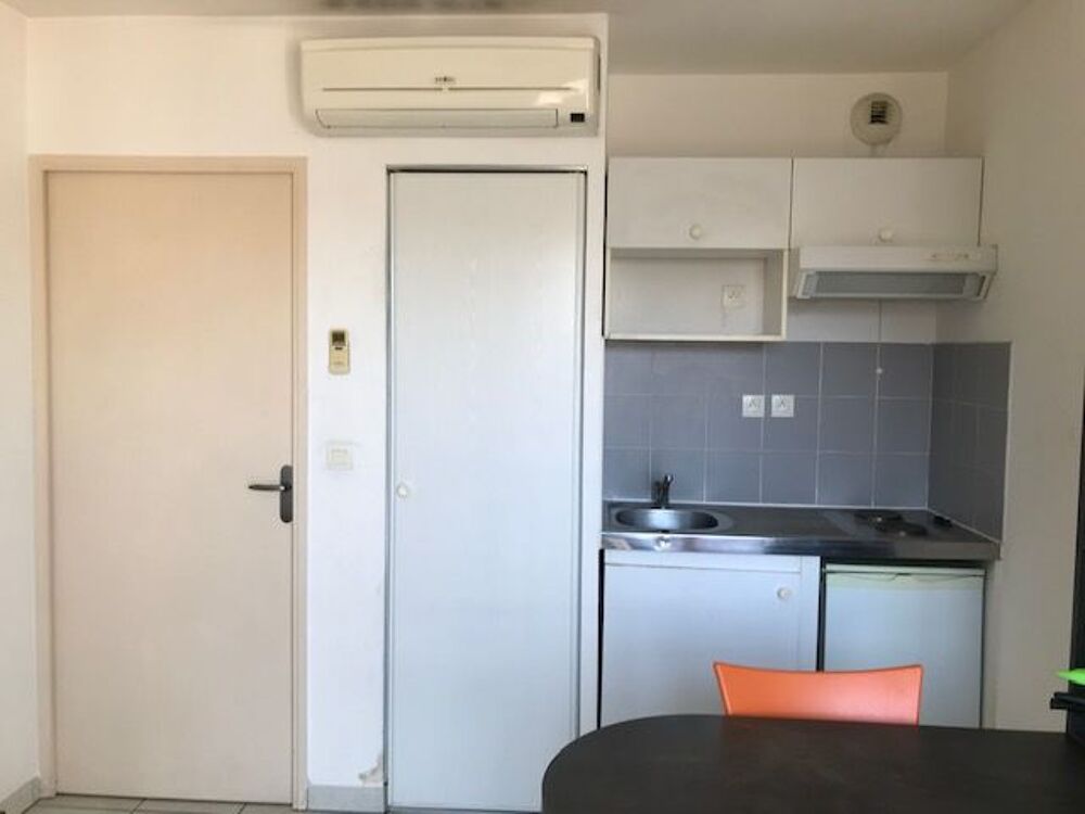 Location Appartement Particulier Studio 19 M2 à TOULON Toulon
