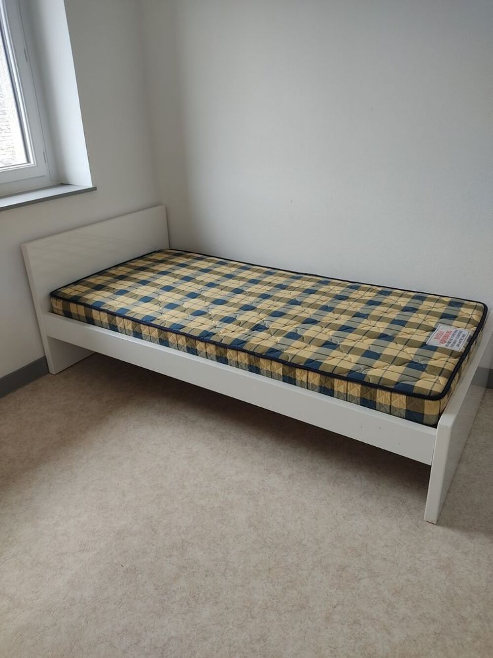Lit enfant 1 place cadre +sommier+matelas Meubles