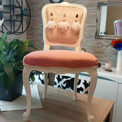 chaise ancienne relook�e par mes soins 85 Sept-Saulx (51)