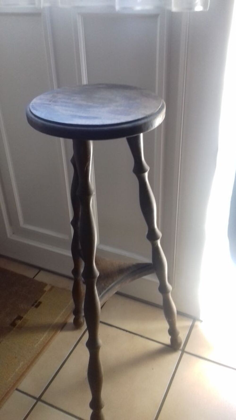GUERIDON ANCIEN en BOIS Meubles