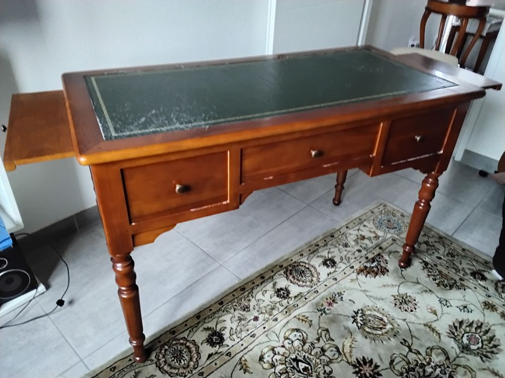 bureau merisier style Louis Philippe bon &eacute;tat, Meubles