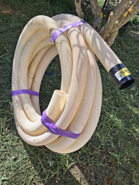 tuyau drainage. 15 Paray-le-Monial (71)