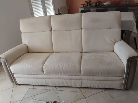 Canape et fauteuil 300 Bressuire (79)