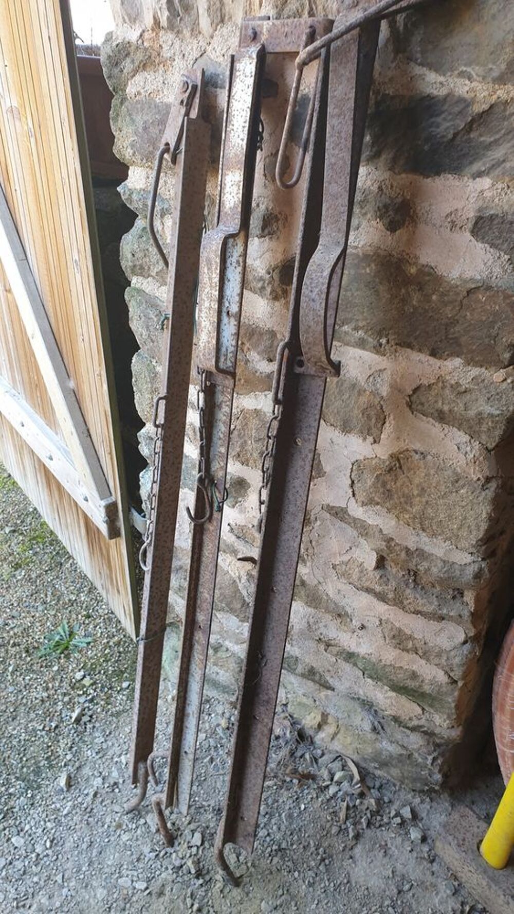 Fermetures pour cl&ocirc;ture en fer Bricolage