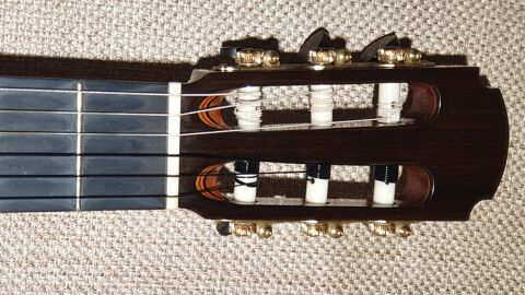 Guitare classique de luthier italien Giachino Giussani 4000 Tiercelet (54)