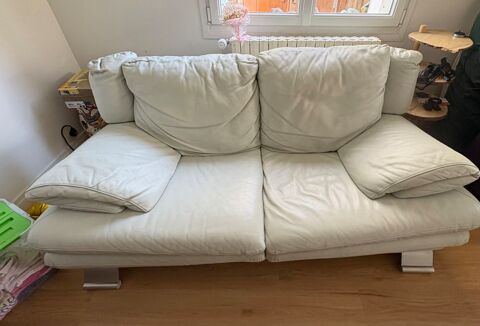 Canap� cuir -beige 200 Fresnes-sur-Marne (77)