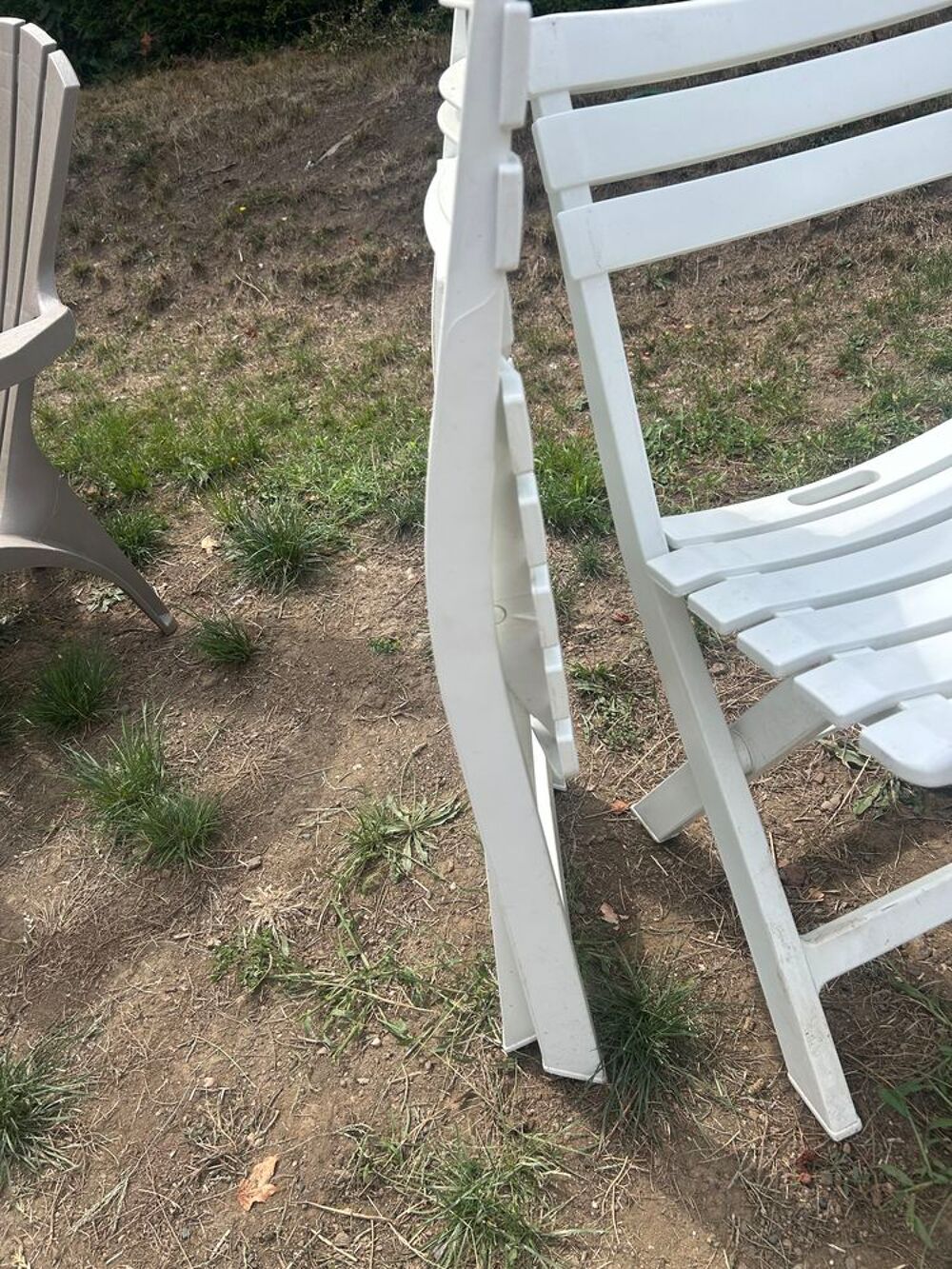 Lot 4 Chaises pliantes plastique ext&eacute;rieur Jardin