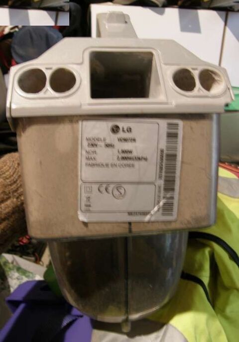 Aspirateur LG réservoir poussière 15 Beauchamp (95)