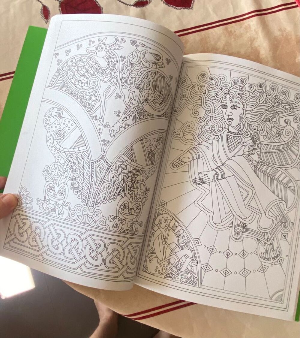 Livre Mandala Coloriage Art th&eacute;rapie celtique Livres et BD