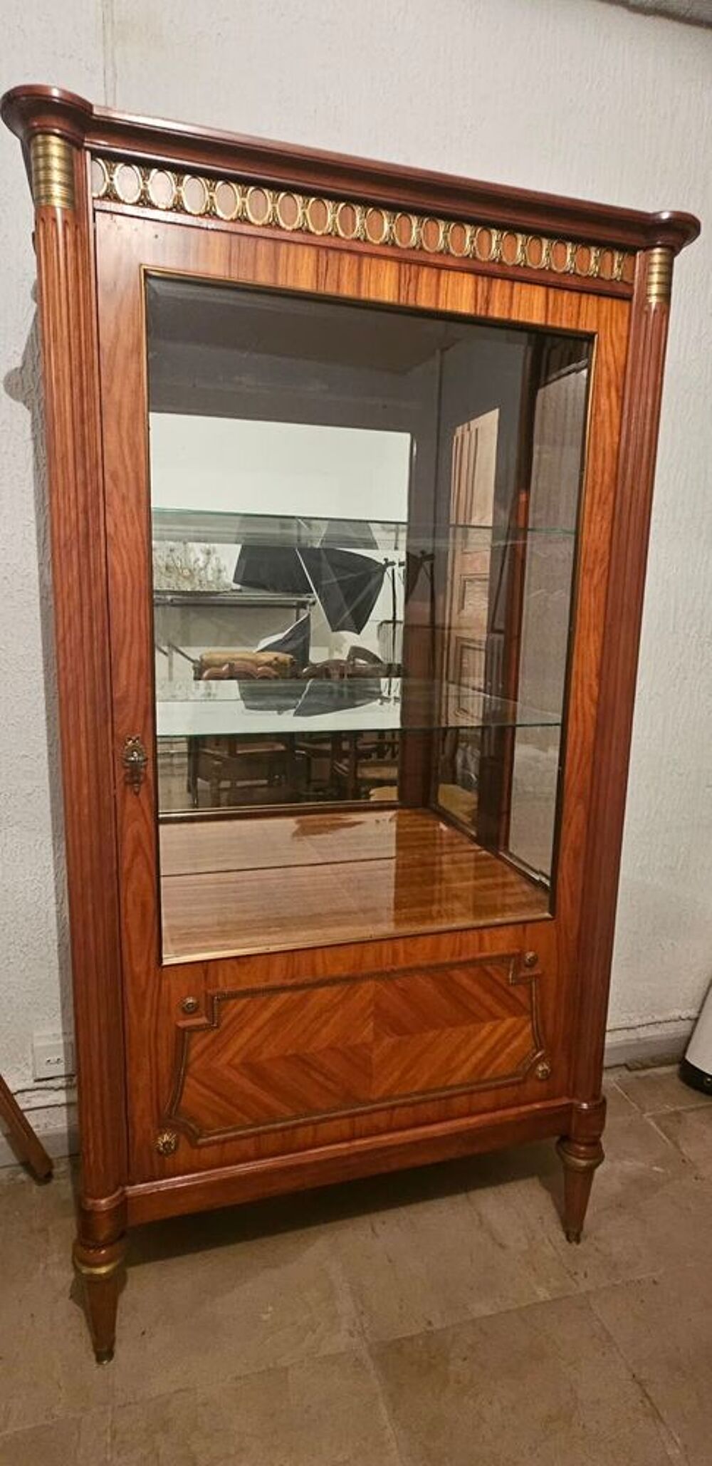 Vitrine biblioth&egrave;que style louis XVI Meubles