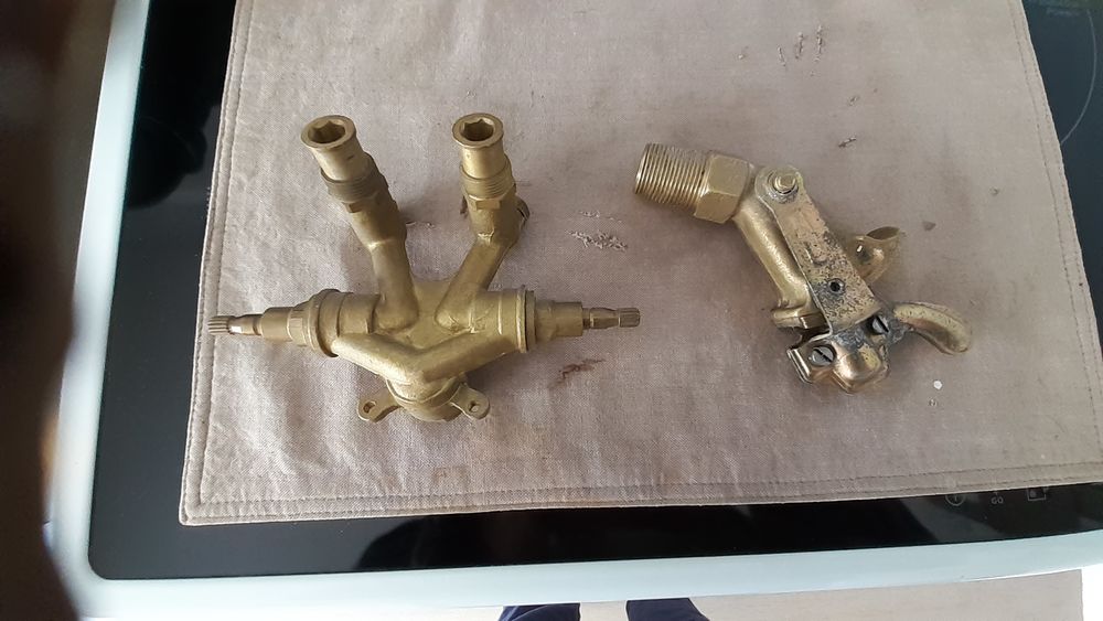 multigeur +robinet en laiton Bricolage