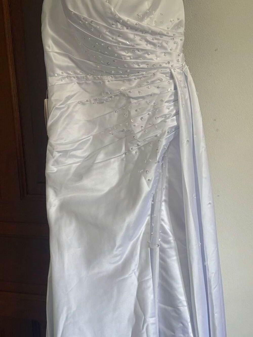 Robe blanche de mari&eacute;e Vêtements