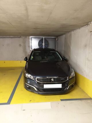  Parking / Garage  louer 13 m