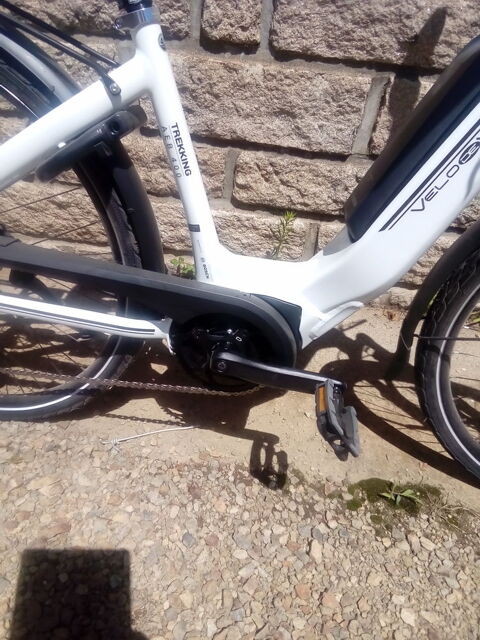 vlo assistance ltrique. 2000 Saint-Julien-le-Petit (87)