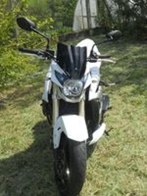 SUZUKI 2011 occasion 86230 Saint-Gervais-les-Trois-Clochers