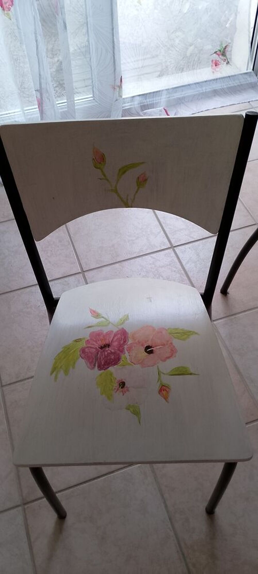 3 chaises Meubles