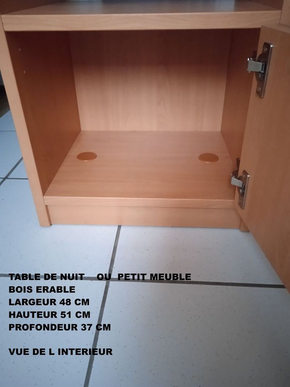 Table de nuit, de chevet, petit meuble, bout de canap&eacute; Meubles