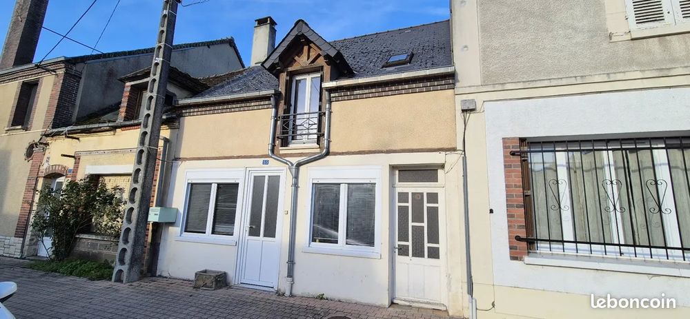 Maison 4 pièces 99 m² · à Saint-Maurice-sur-Aveyron · 99 m² · 68 000 €