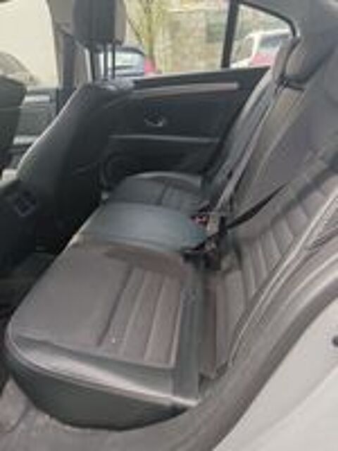Laguna III Laguna 1.5 dCi 110 FAP eco2 Black Edition 2011 occasion 77380 Combs-la-Ville