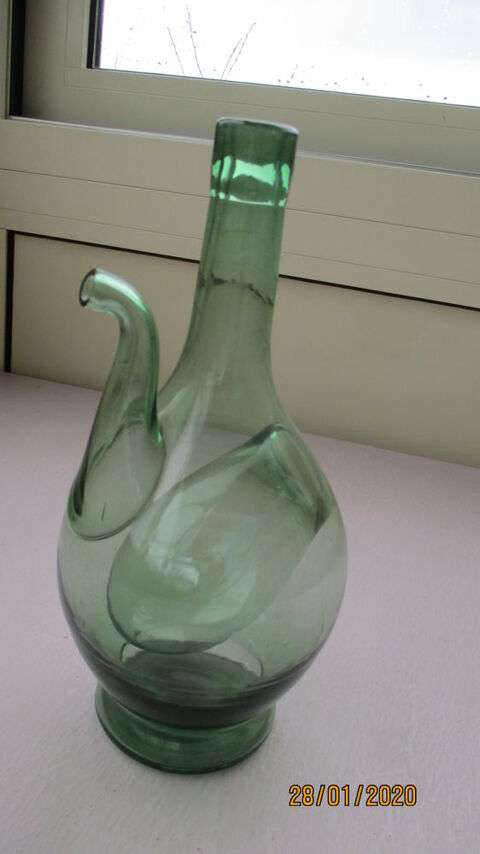 Carafe kangourou � rafra�chir liquide... 35 Le Vernois (39)