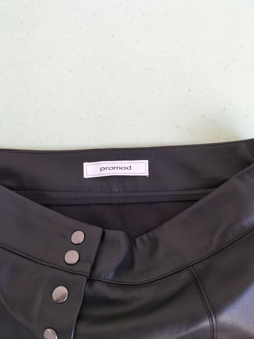 Jupe Promod taille 38 Vtements