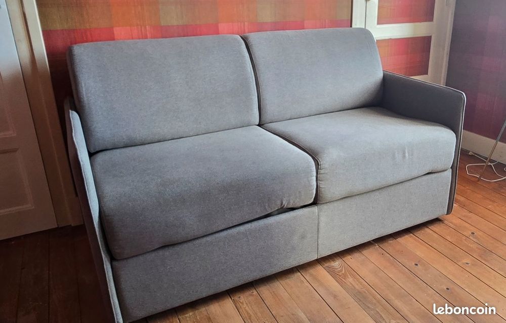 CANAPE CONVERTIBLE TRES BON ETAT Meubles