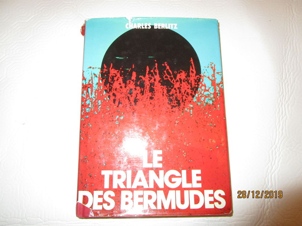 livre sur "LE TRIANGLE DES BERMUDES " &eacute;dition Charles Berlit Livres et BD
