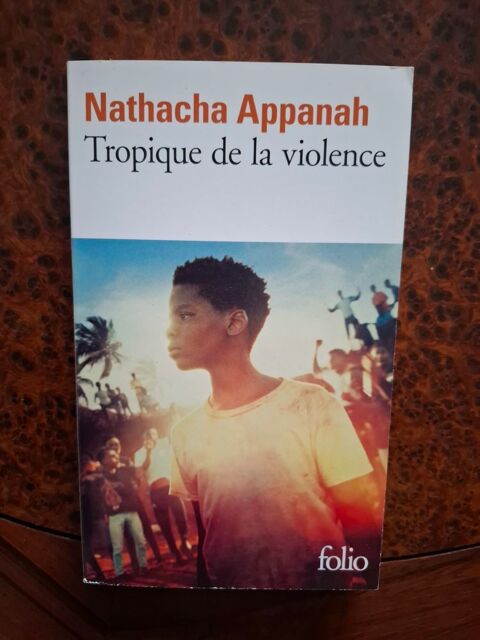Tropique de la violence - Nathacha Appanah - 2018 - bon �tat 3 La Chapelle-Saint-Luc (10)