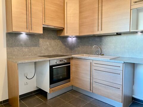  Appartement � louer 4 pi�ces 97 m�