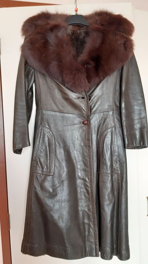 Manteau en cuir et fourrure vintage 800 Rivesaltes (66)