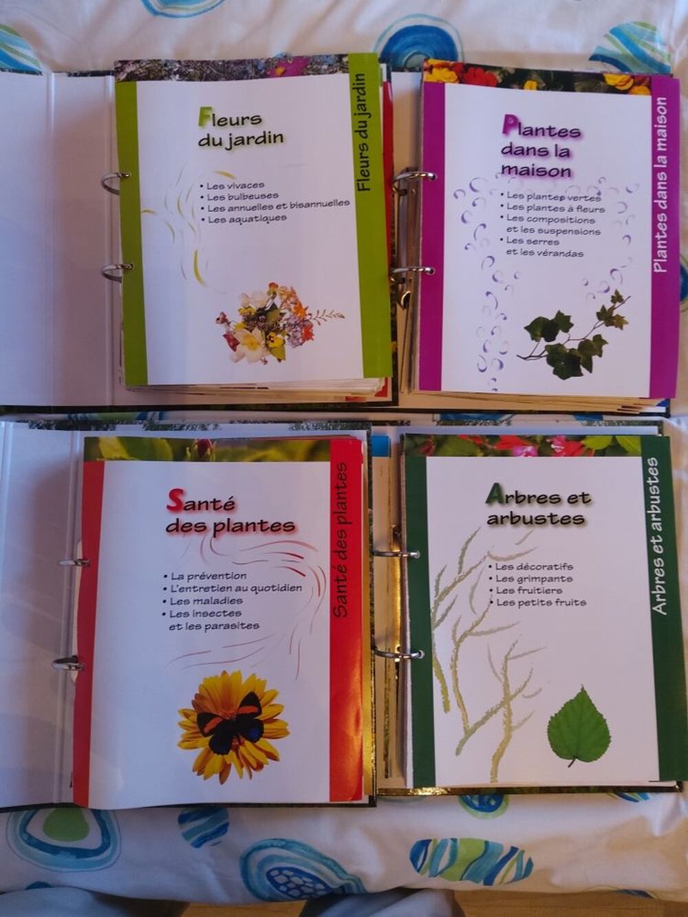 Collection REUSSIR SON JARDIN. Livres et BD