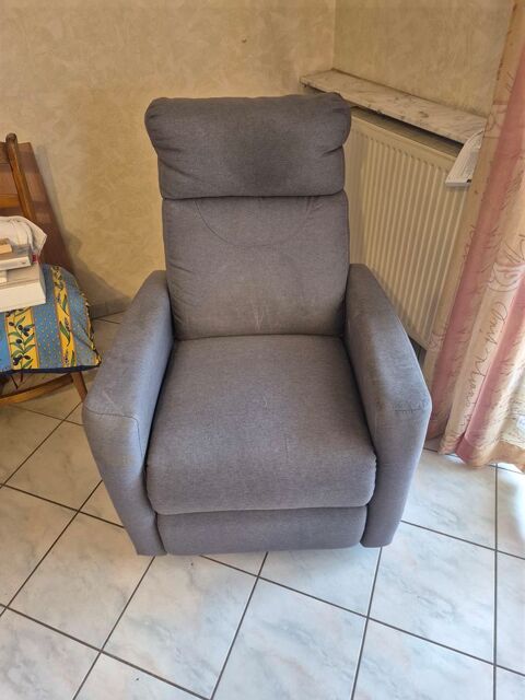 Fauteuil inclinable 100 Anneyron (26)
